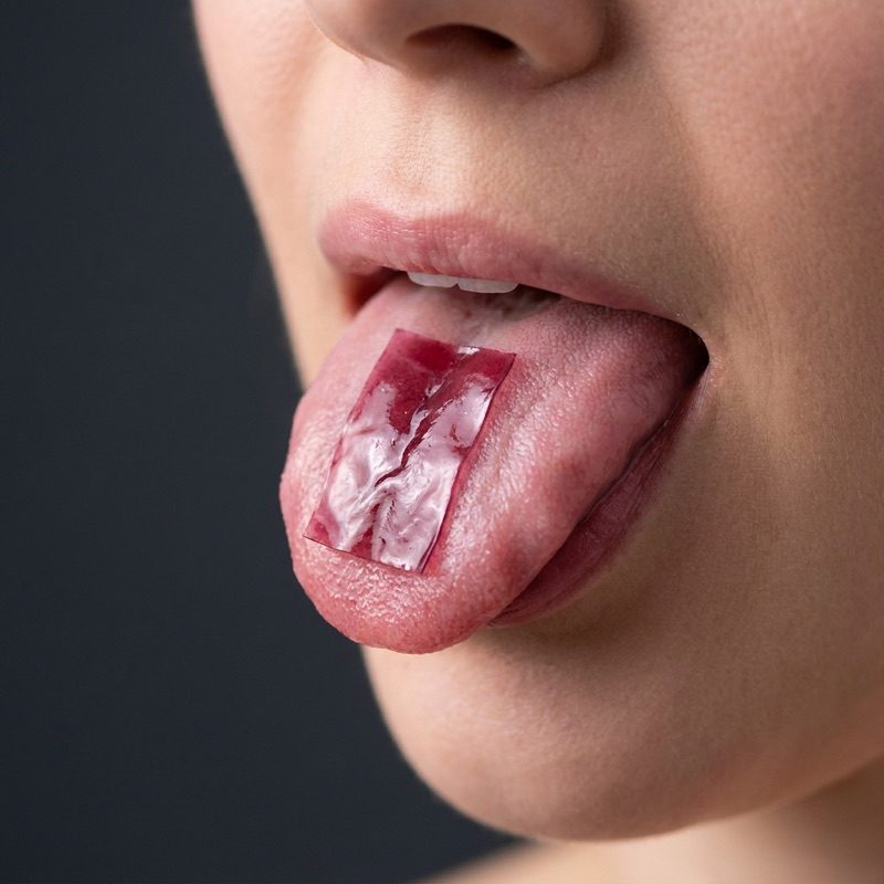 Balance Strips - Saffron, Chromium & Molybdenum dissolving on the tongue